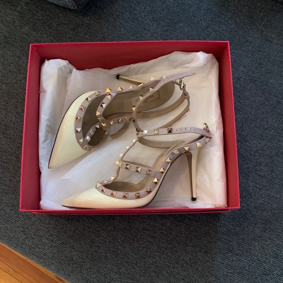 Valentino Shoes - Valentino Rockstud Slingback Pump 100MM